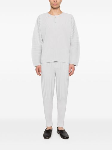 PLISSE ISSEY MIYAKE Top Polyester - Men - Homme Plisse' Issey Miyake - Modalova
