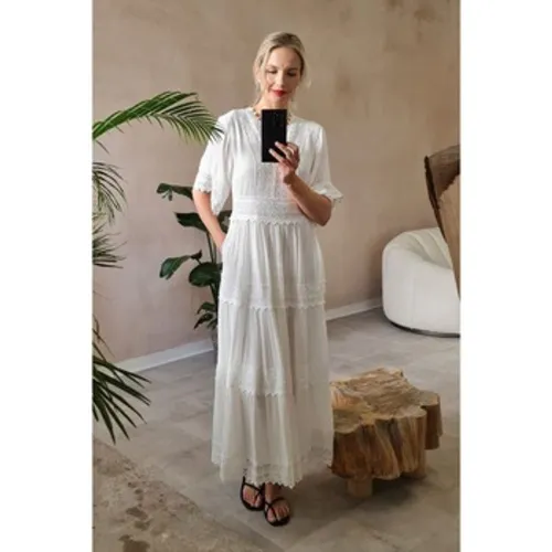 Short Sleeve Crochet Maxi Dress women's Long Dress in - Izabel London - Modalova